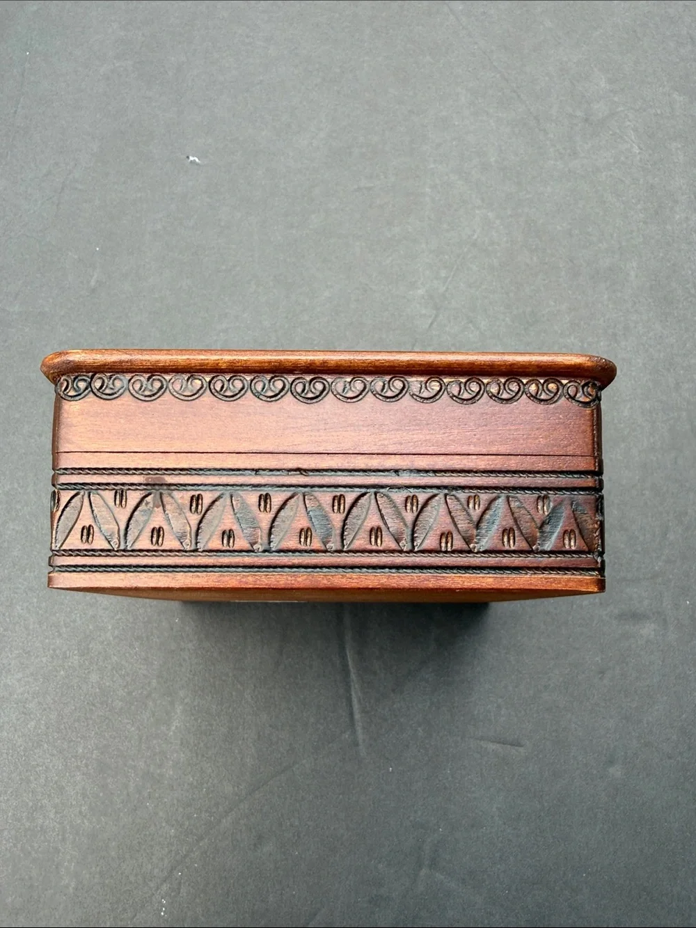 Poland 🇵🇱 Vintage Wooden Jewelry Box with Carved Floral Medallion - Brown